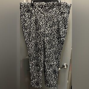 skinny pants Royalty For Me Black and White